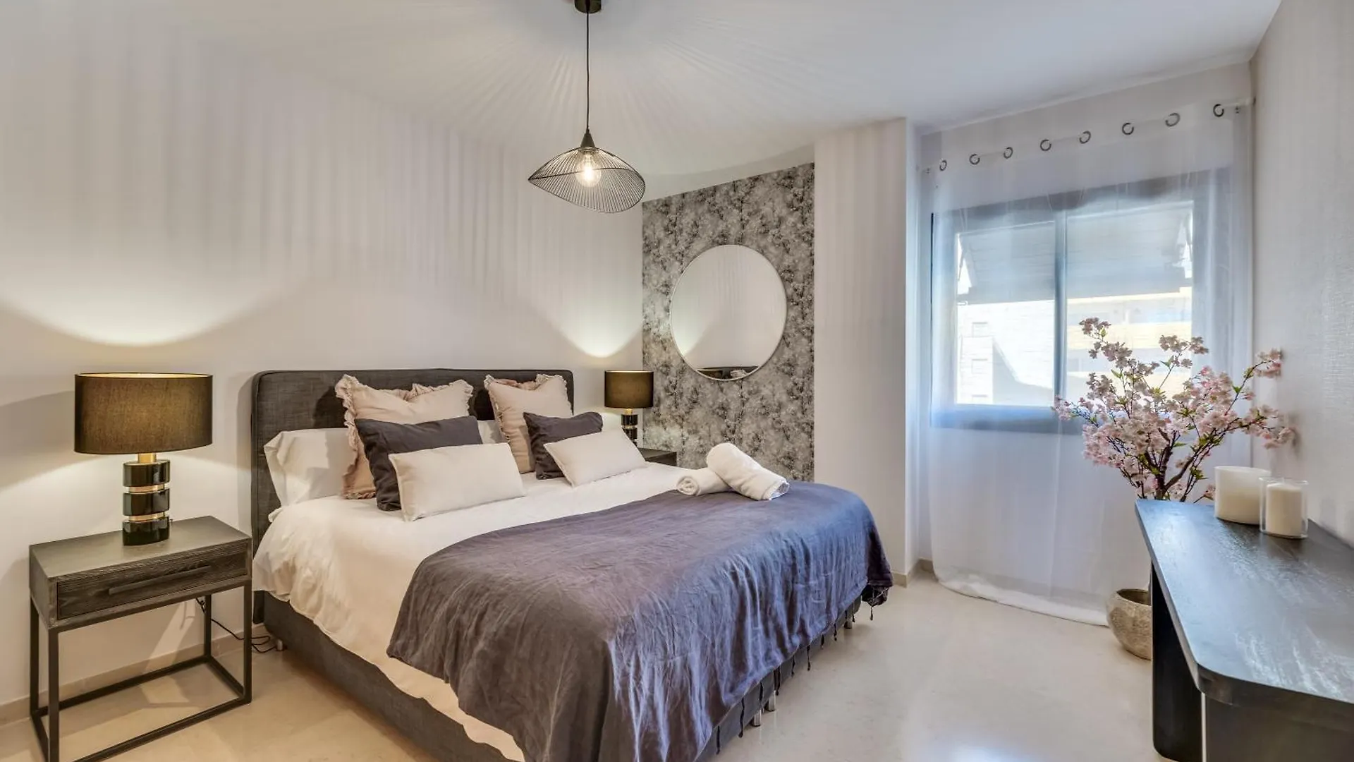 Vacation Marbella I The Sunrise Golden Mile Flat, Next To Convention Center, Recently Refurbished, Prime Location, 300M To The Beach 0*,