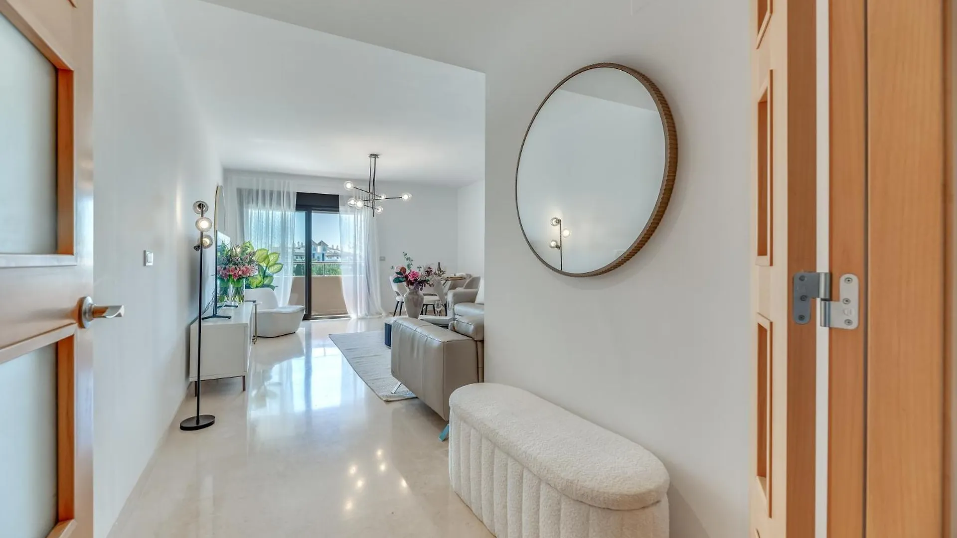 Vacation Marbella I The Sunrise Golden Mile Flat, Next To Convention Center, Recently Refurbished, Prime Location, 300M To The Beach Apartment