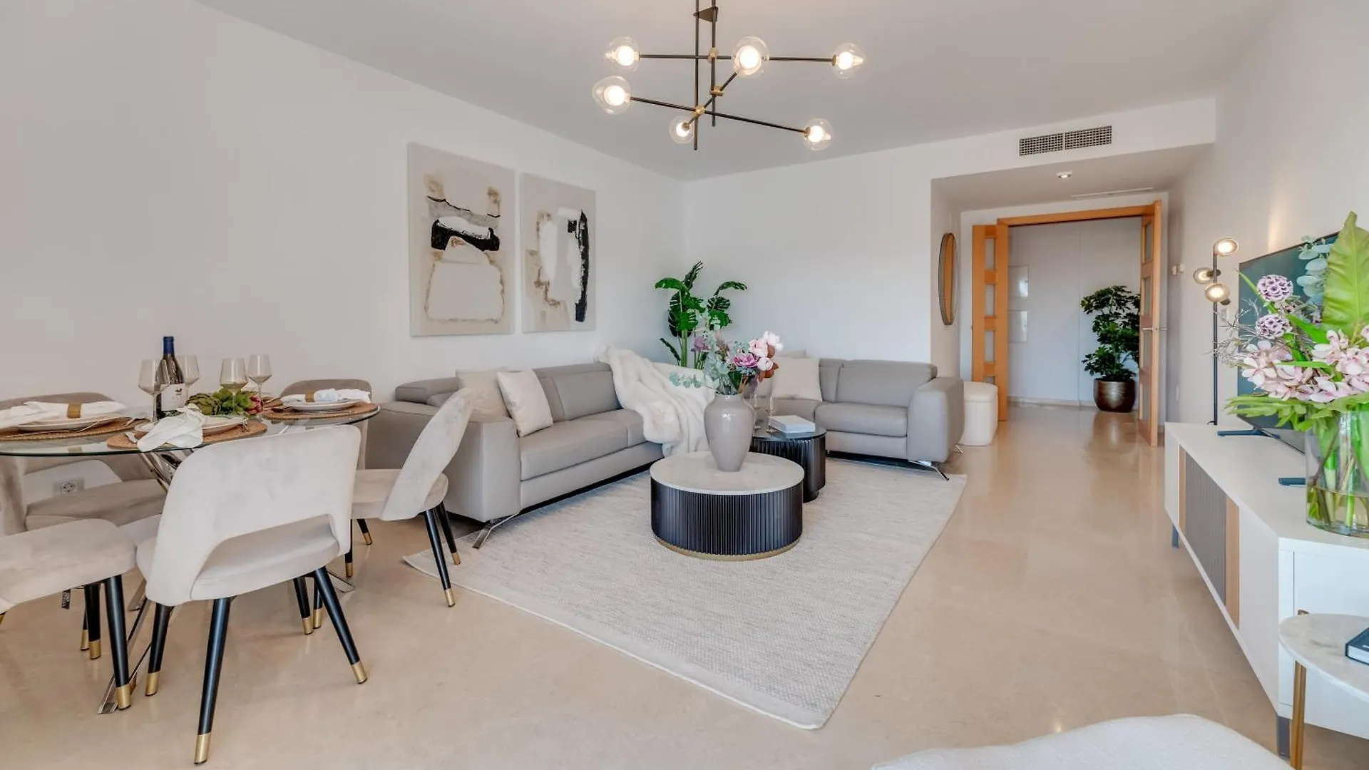Vacation Marbella I The Sunrise Golden Mile Flat, Next To Convention Center, Recently Refurbished, Prime Location, 300M To The Beach 0*,  Spain