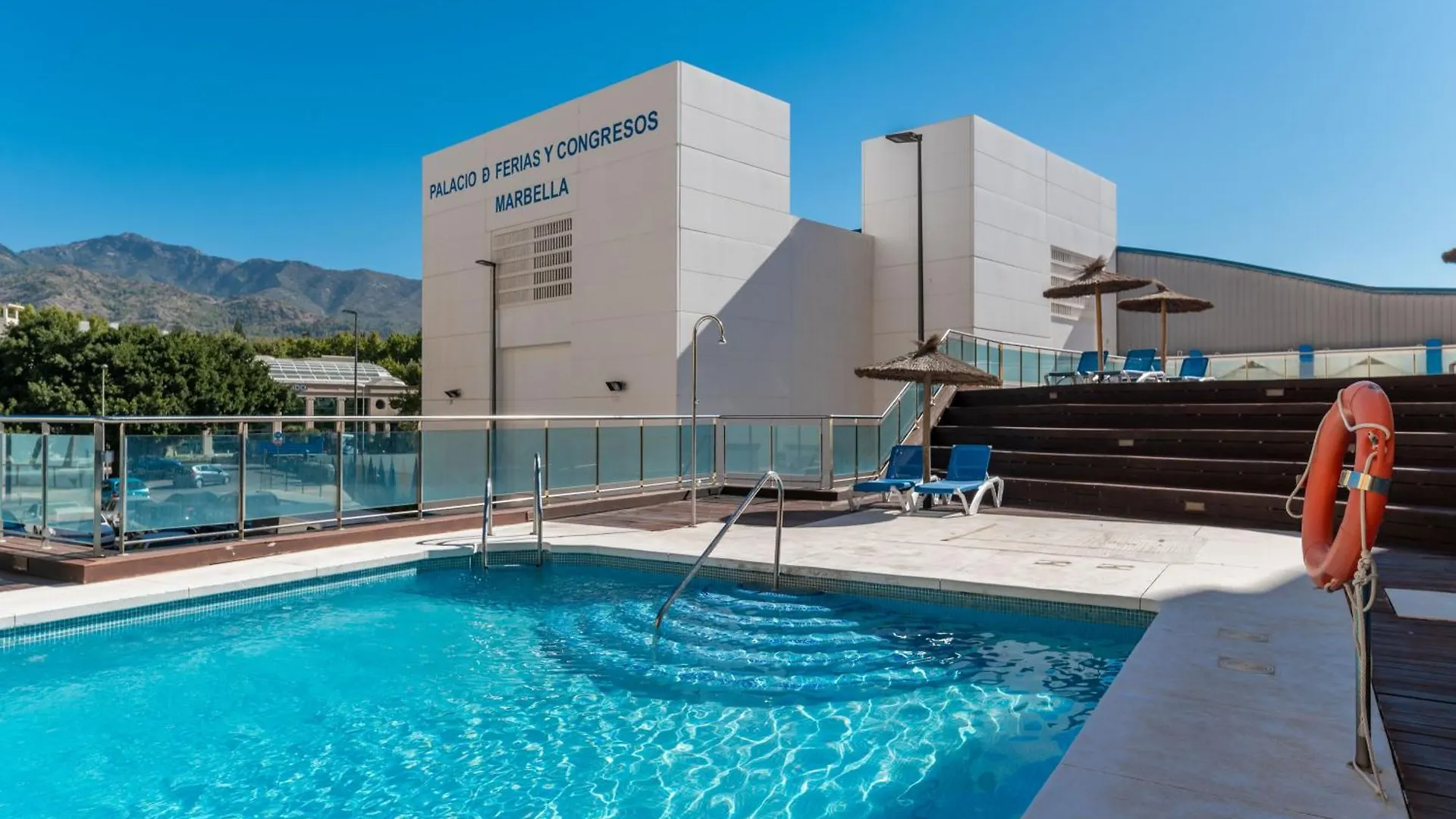 Apartment Vacation Marbella I The Sunrise Golden Mile Flat, Next To Convention Center, Recently Refurbished, Prime Location, 300M To The Beach