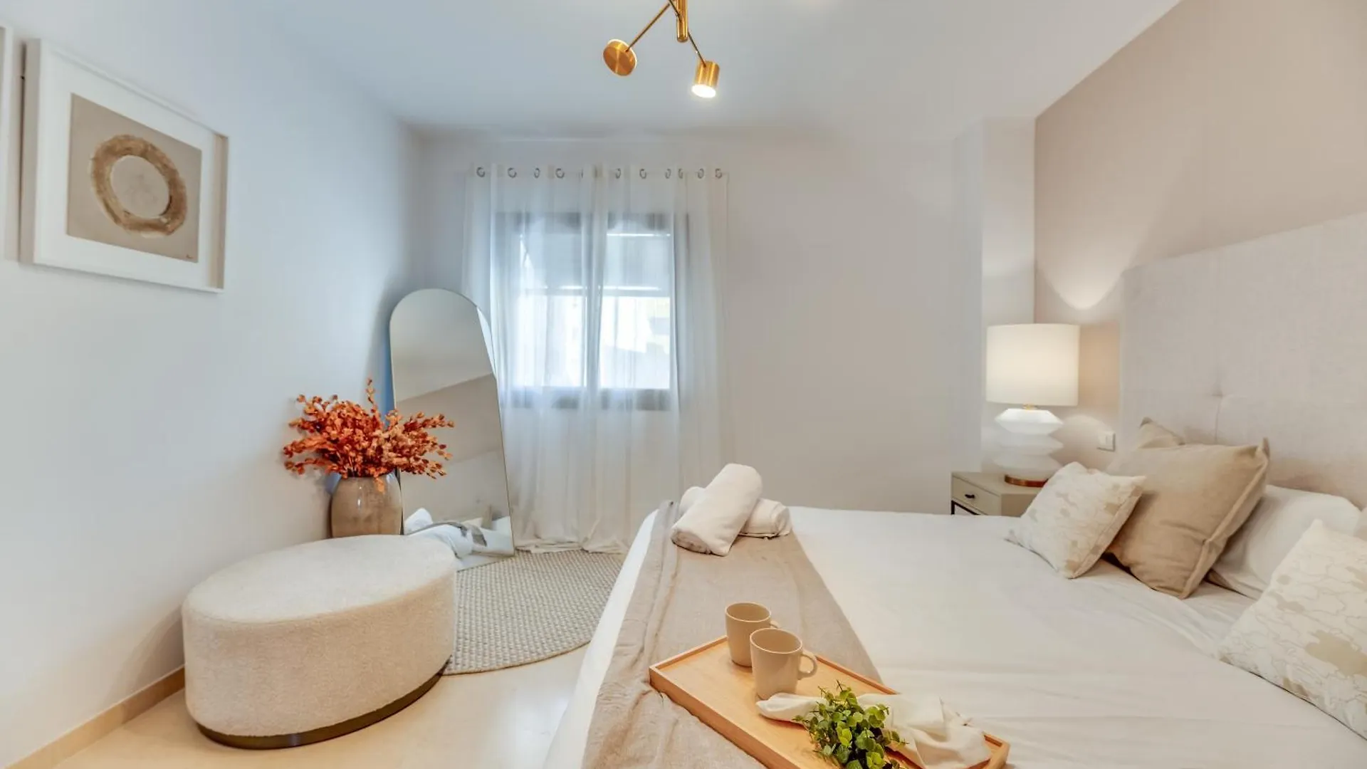 Vacation Marbella I The Sunrise Golden Mile Flat, Next To Convention Center, Recently Refurbished, Prime Location, 300M To The Beach Spain